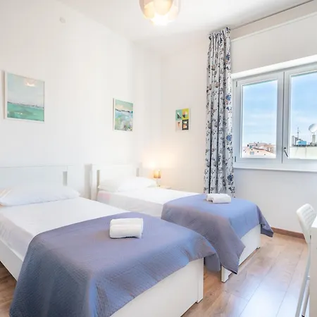 Panoramic House With Terrace - Marina Appartement *