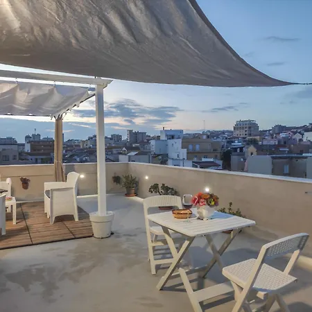 Panoramic House With Terrace - Marina