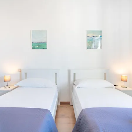 Apartman Panoramic House With Terrace - Marina *