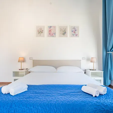 Panoramic House With Terrace - Marina Apartment