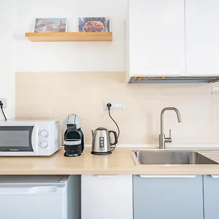 Panoramic House With Terrace - Marina