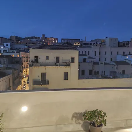 Panoramic House With Terrace - Marina Apartment *