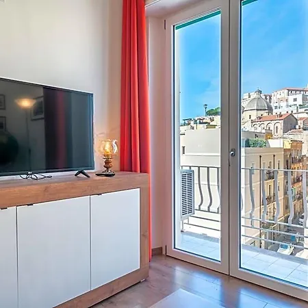 Panoramic House With Terrace - Marina شقة