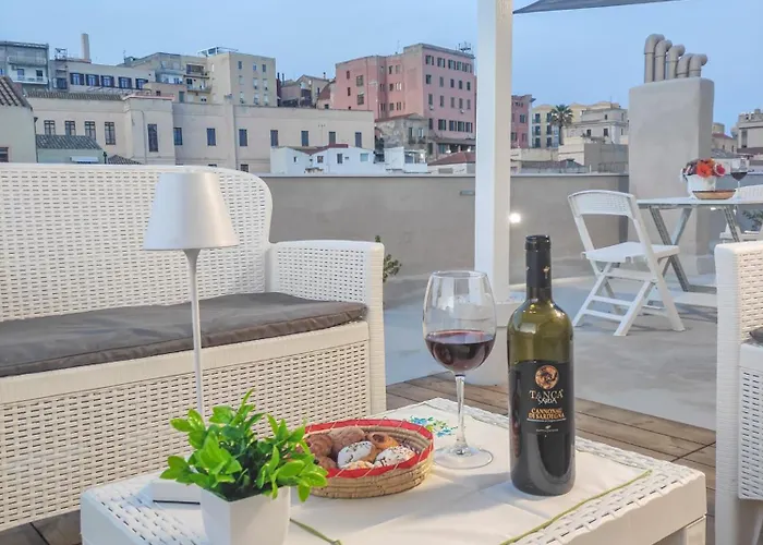 Panoramic House With Terrace - Marina アパート カリアリ